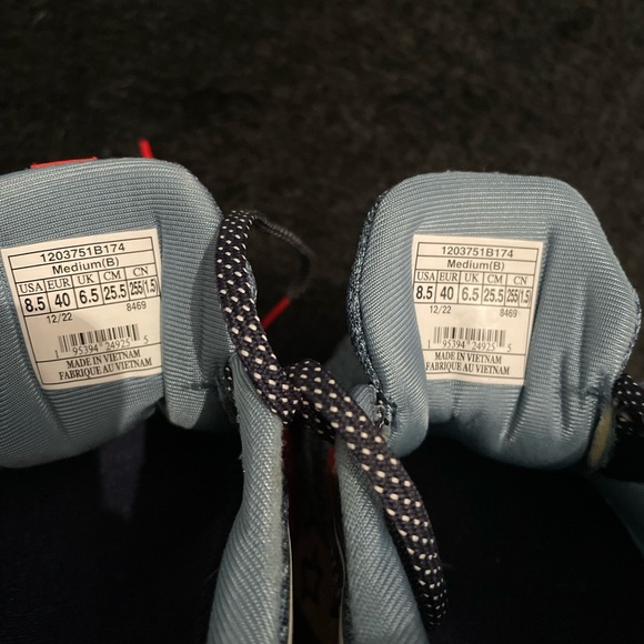 Brooks Women’s Trace 2 Patriotic Running Shoes (lightly worn) - Picture 6 of 9